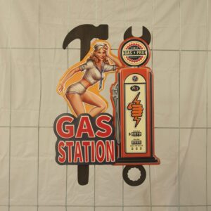 Gas Station pin-up ja työkalut